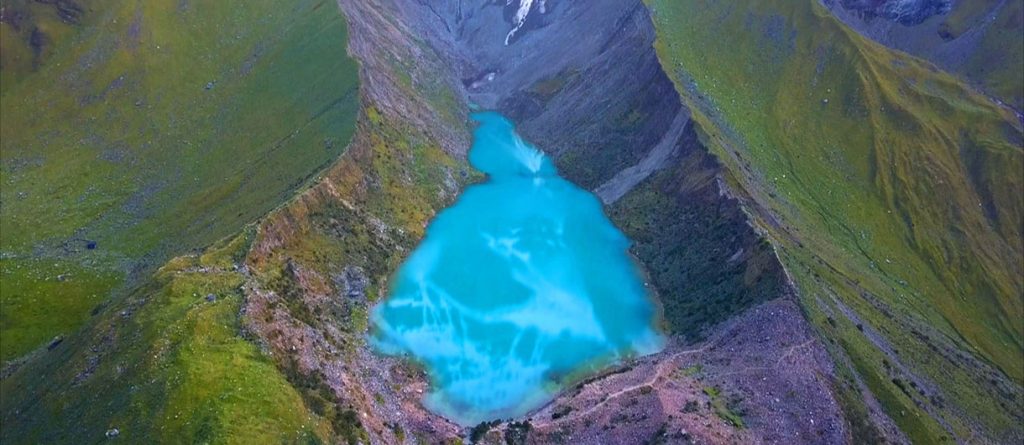 Humantay Lagoo Trekking