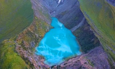 Humantay Lagoo Trekking