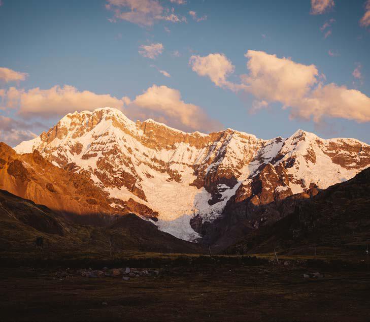 AUSANGATE TREK TO RAINBOW MOUNTAIN